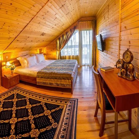 Hutor Hotel Dnipro Extérieur photo