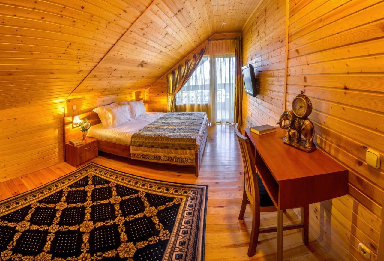 Hutor Hotel Dnipro Extérieur photo