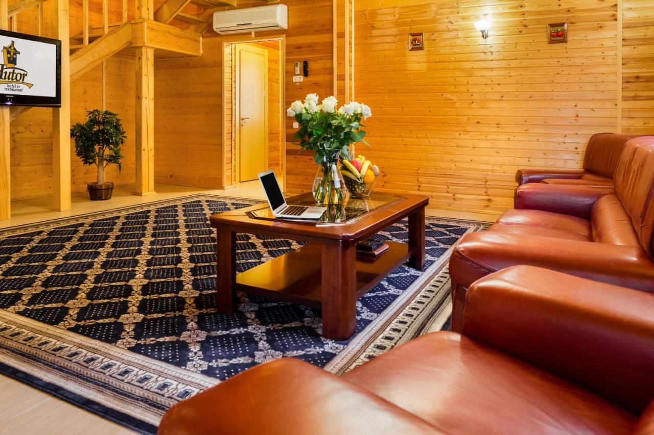 Hutor Hotel Dnipro Extérieur photo
