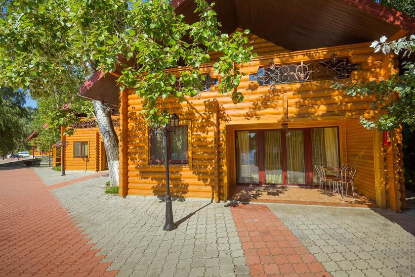 Hutor Hotel Dnipro Extérieur photo