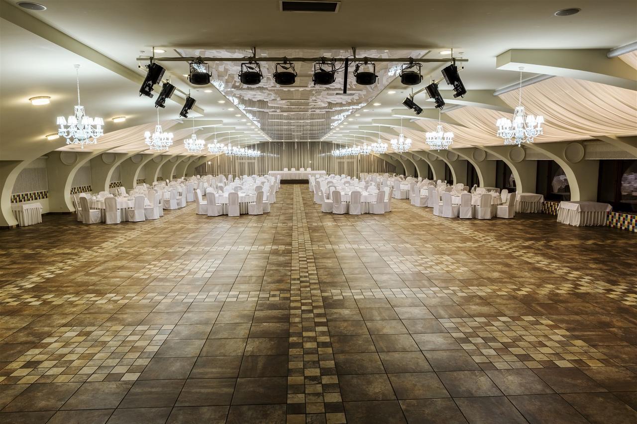 Hutor Hotel Dnipro Extérieur photo